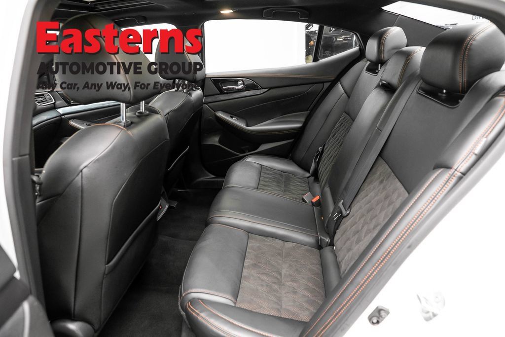 Used 2023 Nissan Maxima SR w/ Sport Mat Group FWD image 24