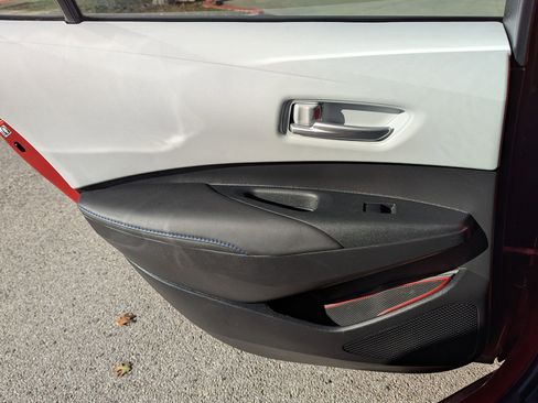 Used 2020 Toyota Corolla SE image 16