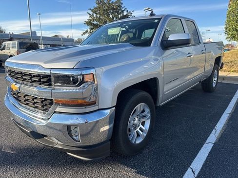 Used 2019 Chevrolet Silverado 1500 LT w/ All Star Edition image 3