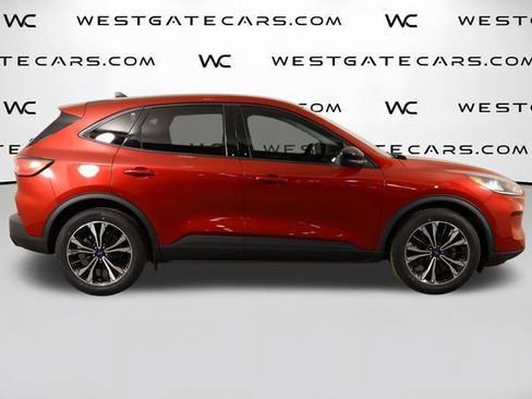 Used 2022 Ford Escape SE w/ SE Sport Appearance Package FWD image 44