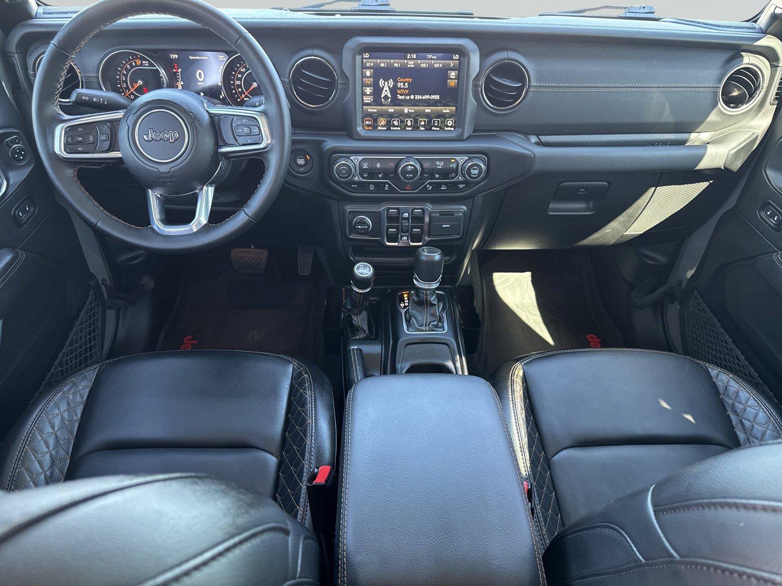 Used 2023 Jeep Gladiator Overland AWD/4WD image 11