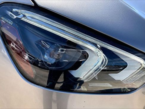Used 2020 Mercedes-Benz GLE 350 w/ Premium Package image 28
