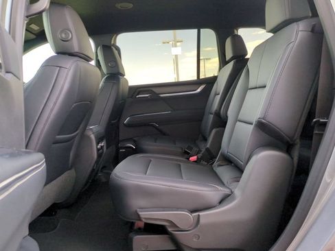 New 2026 GMC Acadia Elevation w/ Black Edition FWD image 25