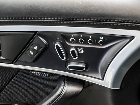 Used 2021 Jaguar F-TYPE R-Dynamic image 40