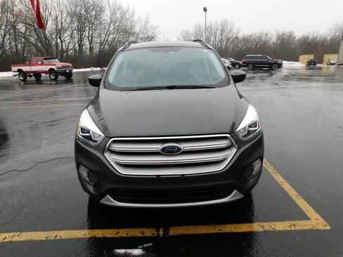 Used 2018 Ford Escape SEL image 2