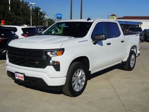 New 2026 Chevrolet Silverado 1500 Custom image 1