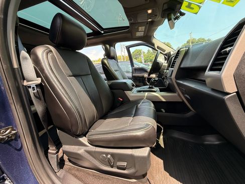 Used 2018 Ford F150 Lariat w/ Equipment Group 502A Luxury AWD/4WD image 18