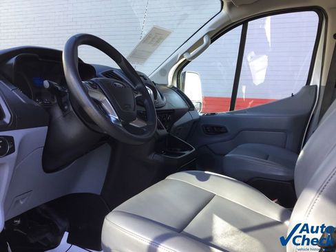 Used 2019 Ford Transit 250 130 Low Roof image 22