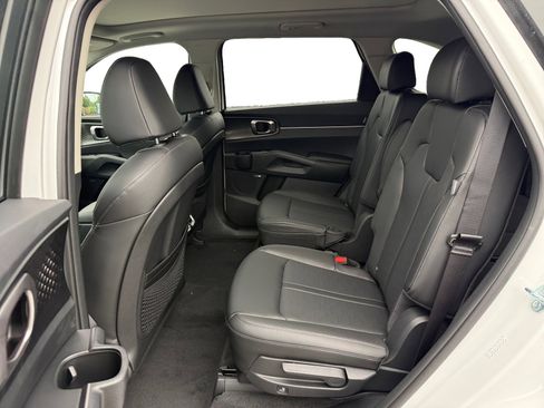 New 2026 Kia Sorento EX w/ EX Premium Package image 16