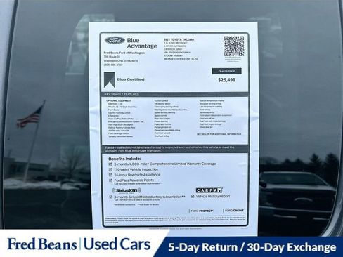 Used 2021 Toyota Tacoma SR image 32