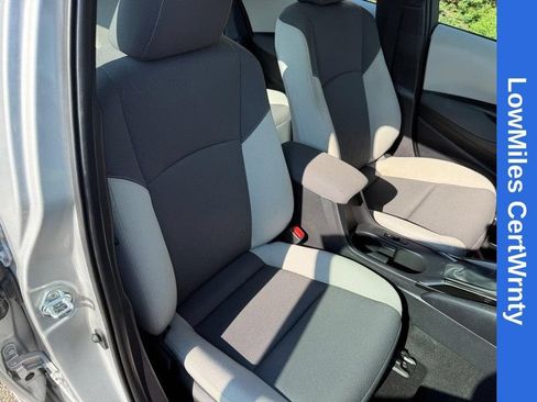 Used 2025 Toyota Corolla LE FWD image 11