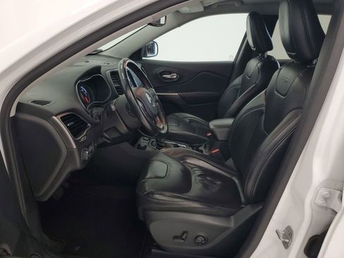 Used 2020 Jeep Cherokee Limited AWD/4WD image 11