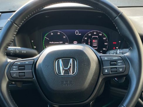 Used 2025 Honda Accord Sport image 12