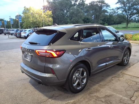Certified 2023 Ford Escape ST-Line w/ Tech Pack #1 FWD image 3