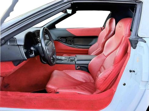 Used 1995 Chevrolet Corvette Convertible image 11