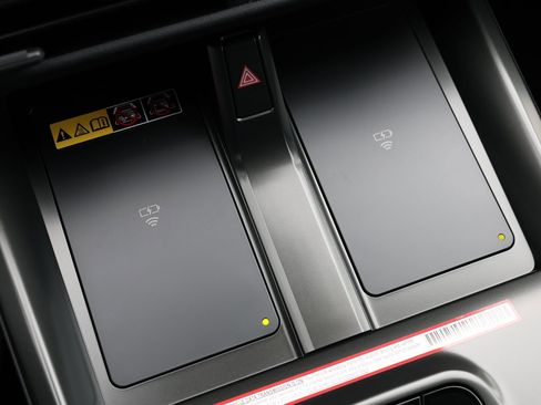 New 2026 Toyota C-HR AWD/4WD image 4