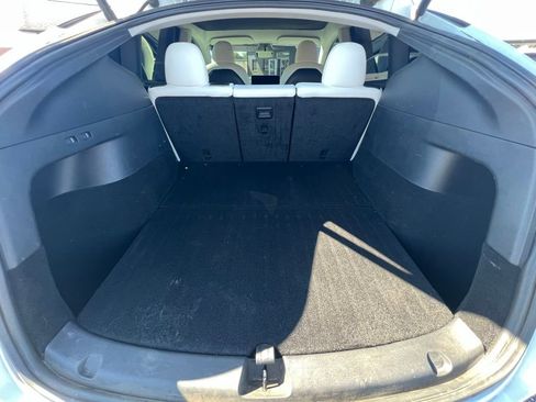 Used 2020 Tesla Model Y Long Range image 23