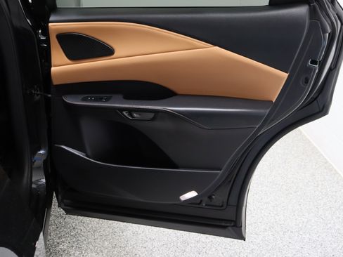 Used 2024 Lexus RX 350h w/ Convenience Package image 35