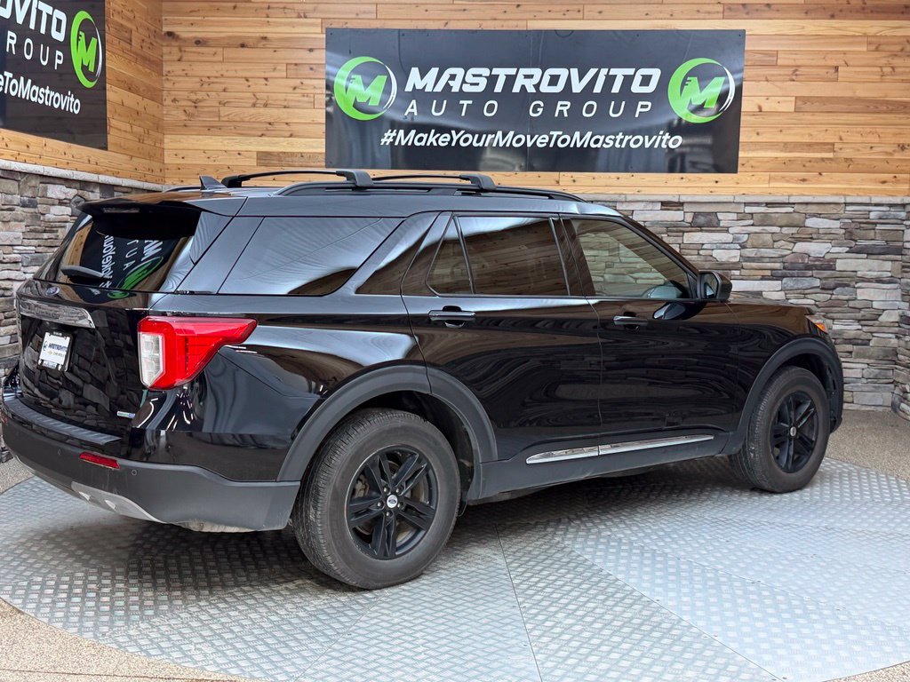 Used 2020 Ford Explorer XLT w/ Equipment Group 202A AWD/4WD image 13