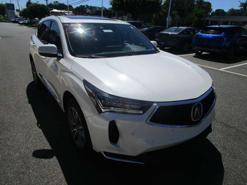 Certified 2023 Acura RDX FWD w/ Technology Package image 4