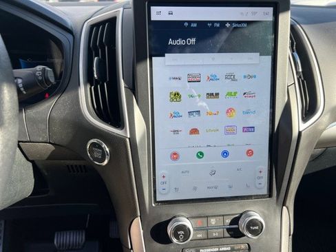 Certified 2022 Ford Edge SEL w/ Convenience Package image 14