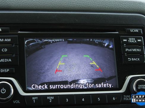 Used 2018 Nissan NV 2500 S image 25