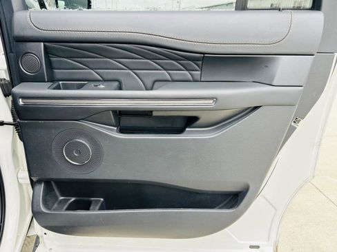 Used 2022 Ford Expedition Max Platinum image 36