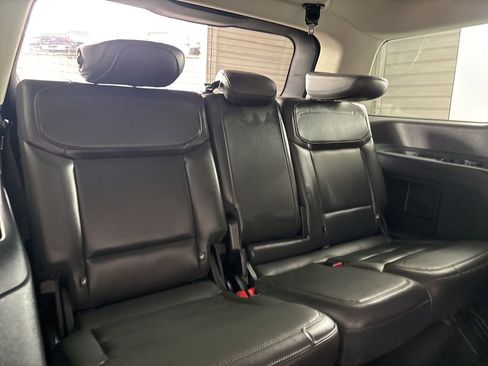 Used 2025 Ford Expedition Active AWD/4WD image 28