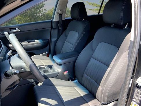 Used 2020 Kia Sportage LX FWD image 21