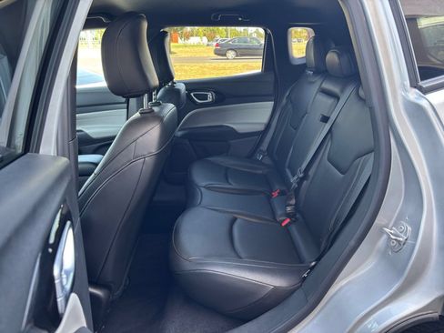 Used 2025 Jeep Compass Limited AWD/4WD image 27