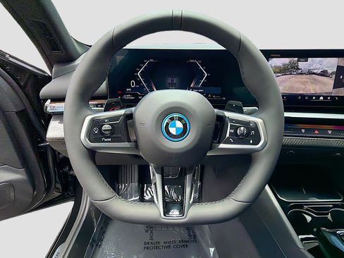 New 2027 BMW 550e xDrive w/ Executive Package AWD/4WD image 38