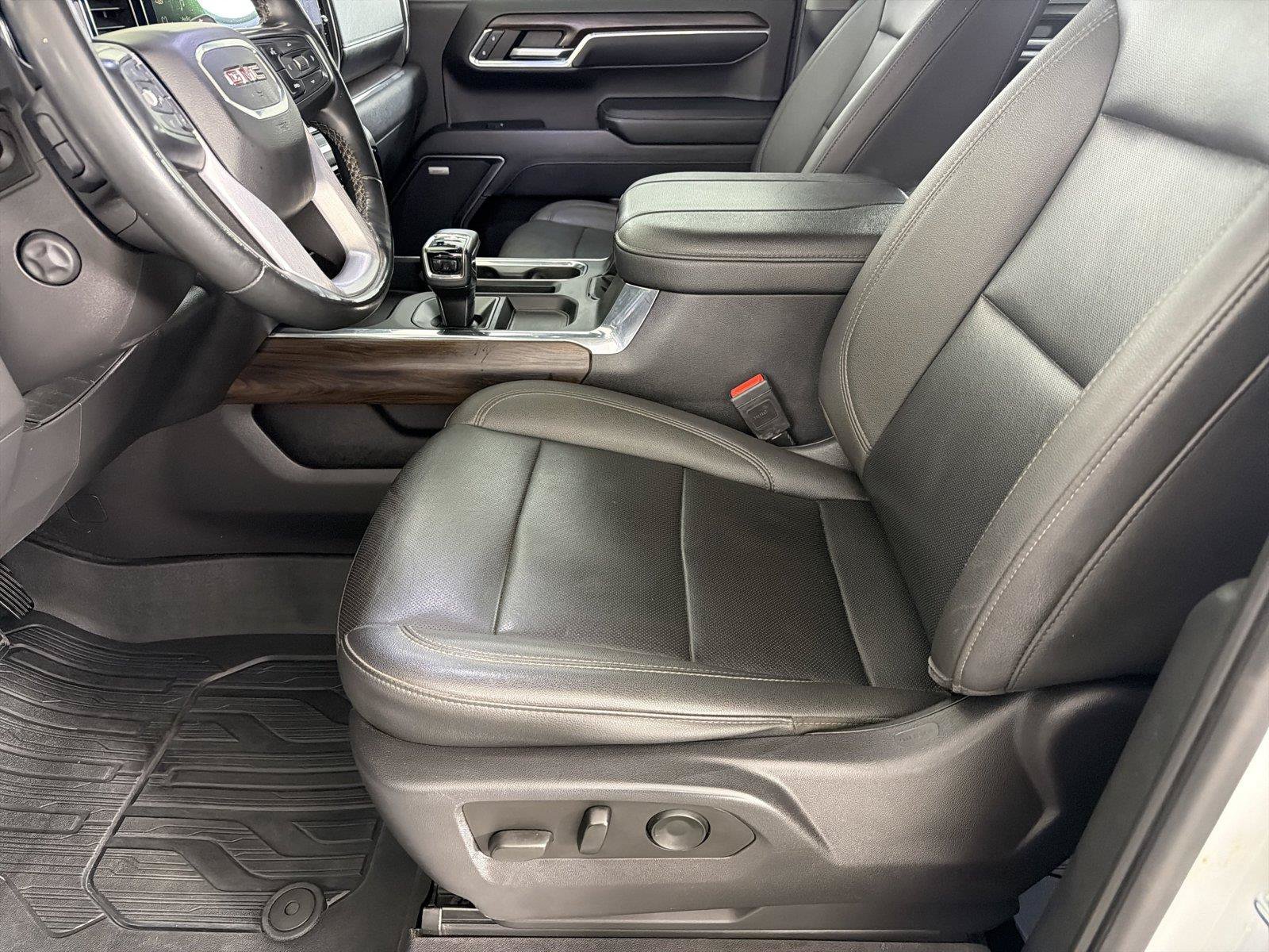 Used 2023 GMC Sierra 1500 SLT w/ SLT Premium Plus Package AWD/4WD image 7