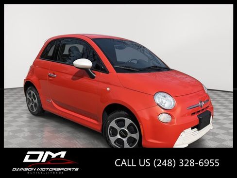 Used 2017 FIAT 500 e image 1