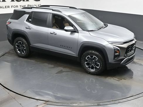 New 2026 Chevrolet Equinox ACTIV w/ Convenience Package III FWD image 16