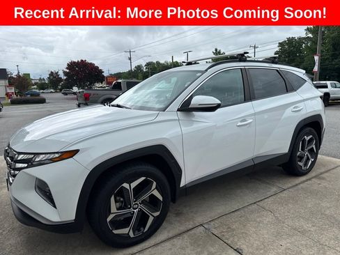 Used 2022 Hyundai Tucson SEL w/ Convenience + Premium Package AWD/4WD image 2
