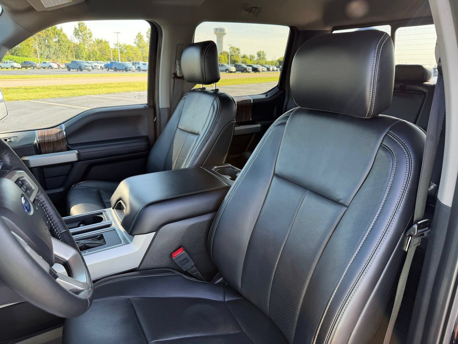 Used 2020 Ford F150 Lariat w/ Equipment Group 502A Luxury AWD/4WD image 12