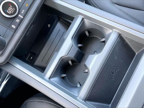 New 2026 Land Rover Defender 110 S AWD/4WD image 23