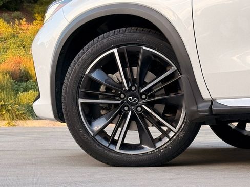 Used 2023 INFINITI QX50 Sport image 7