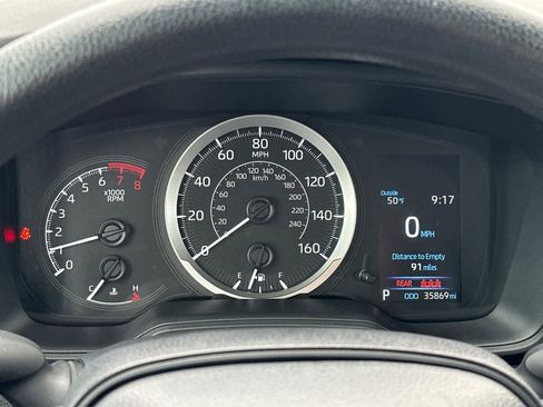 Used 2022 Toyota Corolla LE image 22