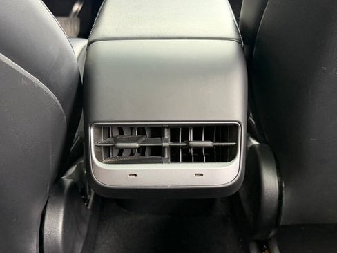 Used 2020 Tesla Model Y Long Range AWD/4WD image 49