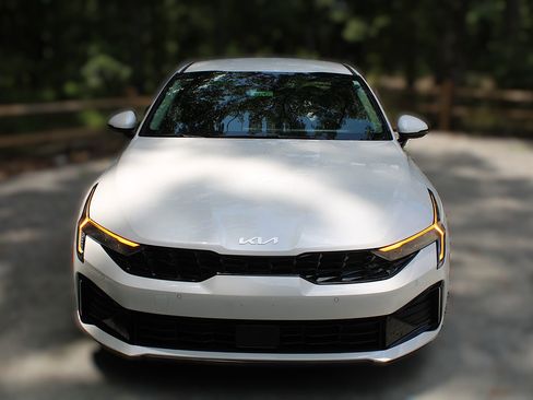 New 2026 Kia K5 LXS FWD image 16