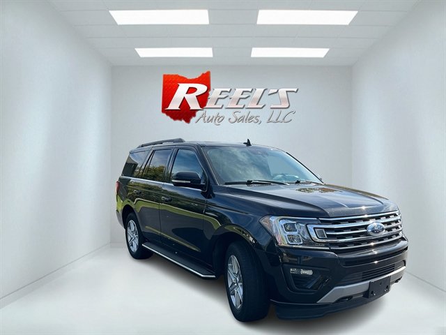 Used 2020 Ford Expedition XLT w/ Equipment Group 202A AWD/4WD image 3