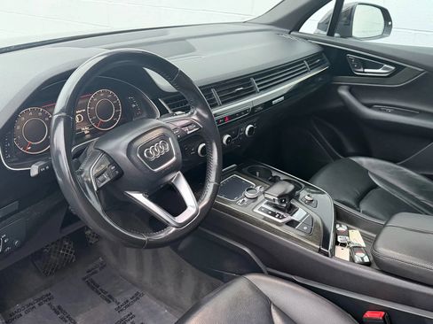 Used 2017 Audi Q7 3.0T Premium Plus w/ Premium Plus Package image 9