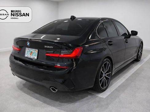 Used 2022 BMW 330i Sedan w/ Convenience Package RWD image 7