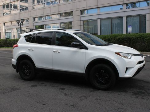 Used 2018 Toyota RAV4 LE w/ All Weather Liner Package AWD/4WD image 2