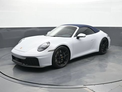 Certified 2026 Porsche 911 Carrera GTS RWD image 1