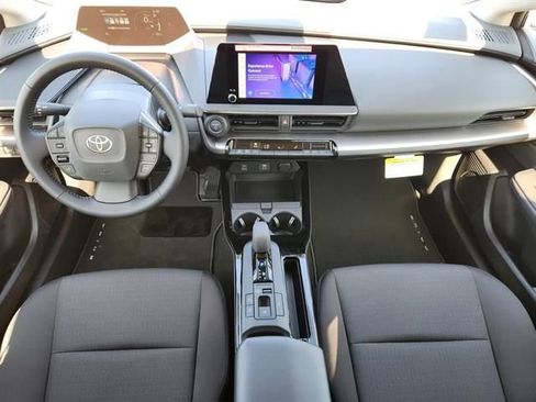 New 2026 Toyota Prius LE FWD image 19