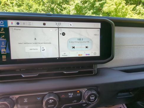 New 2025 Jeep Gladiator Sport image 15