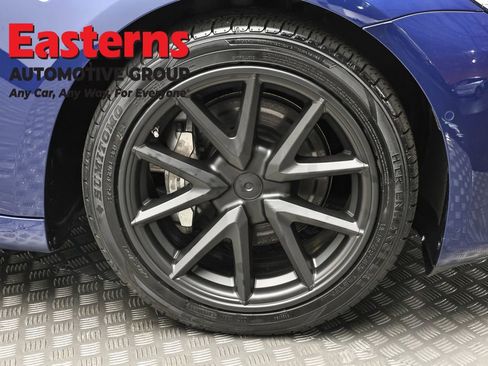 Used 2018 Tesla Model 3 Long Range AWD/4WD image 25