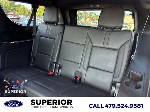 Used 2022 Chevrolet Suburban RST w/ Luxury Package AWD/4WD image 18